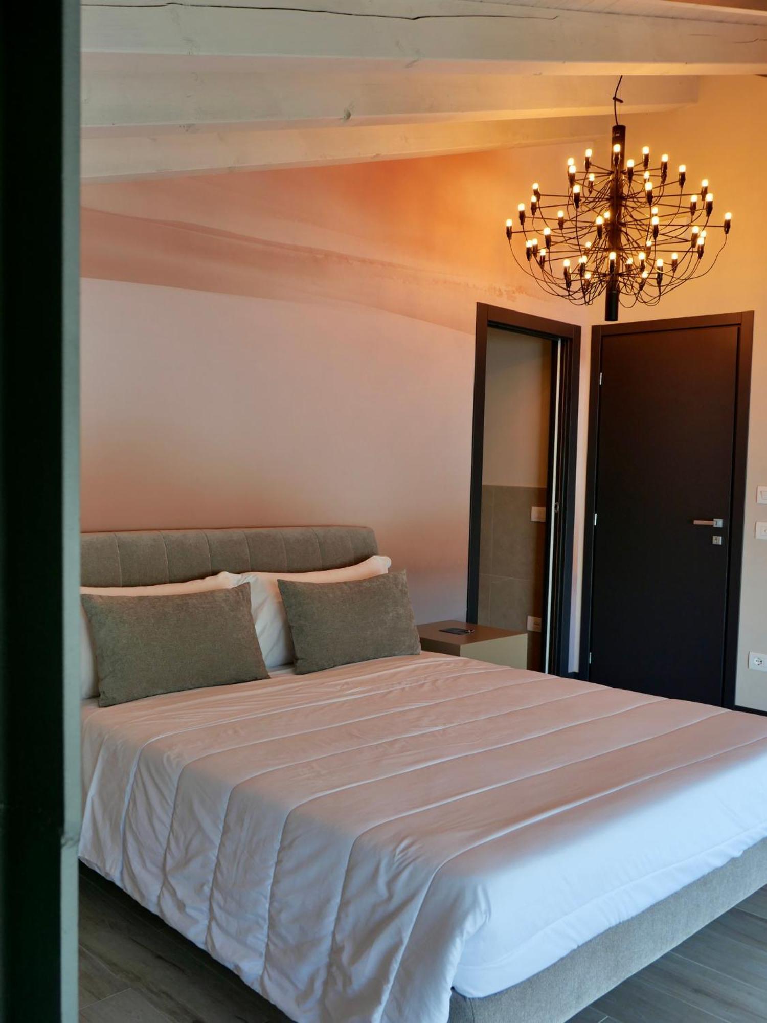 Monte Isola - Decio Rooms Extérieur photo